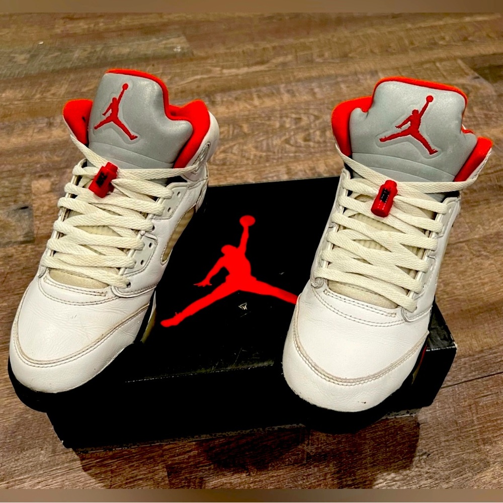 Jordan 5 Retro Fire Red